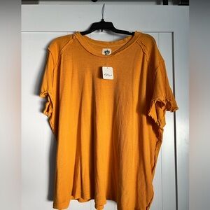Distressed oversize T-shirt